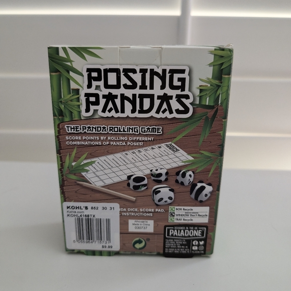 Posing Pandas Game - Picture 2 of 4